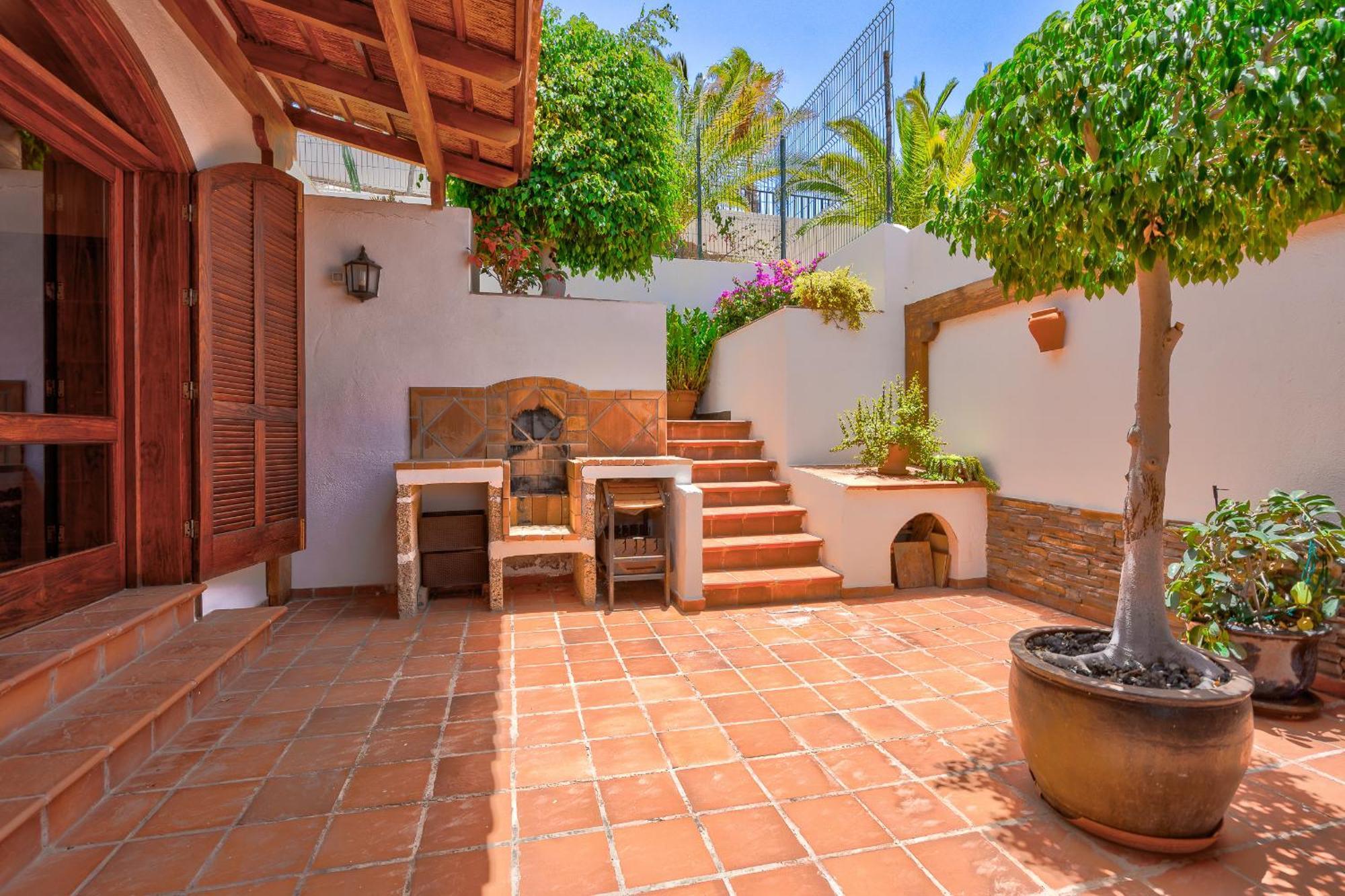 Buenavista Panoramic Villa In Costa Adeje Eksteriør bilde