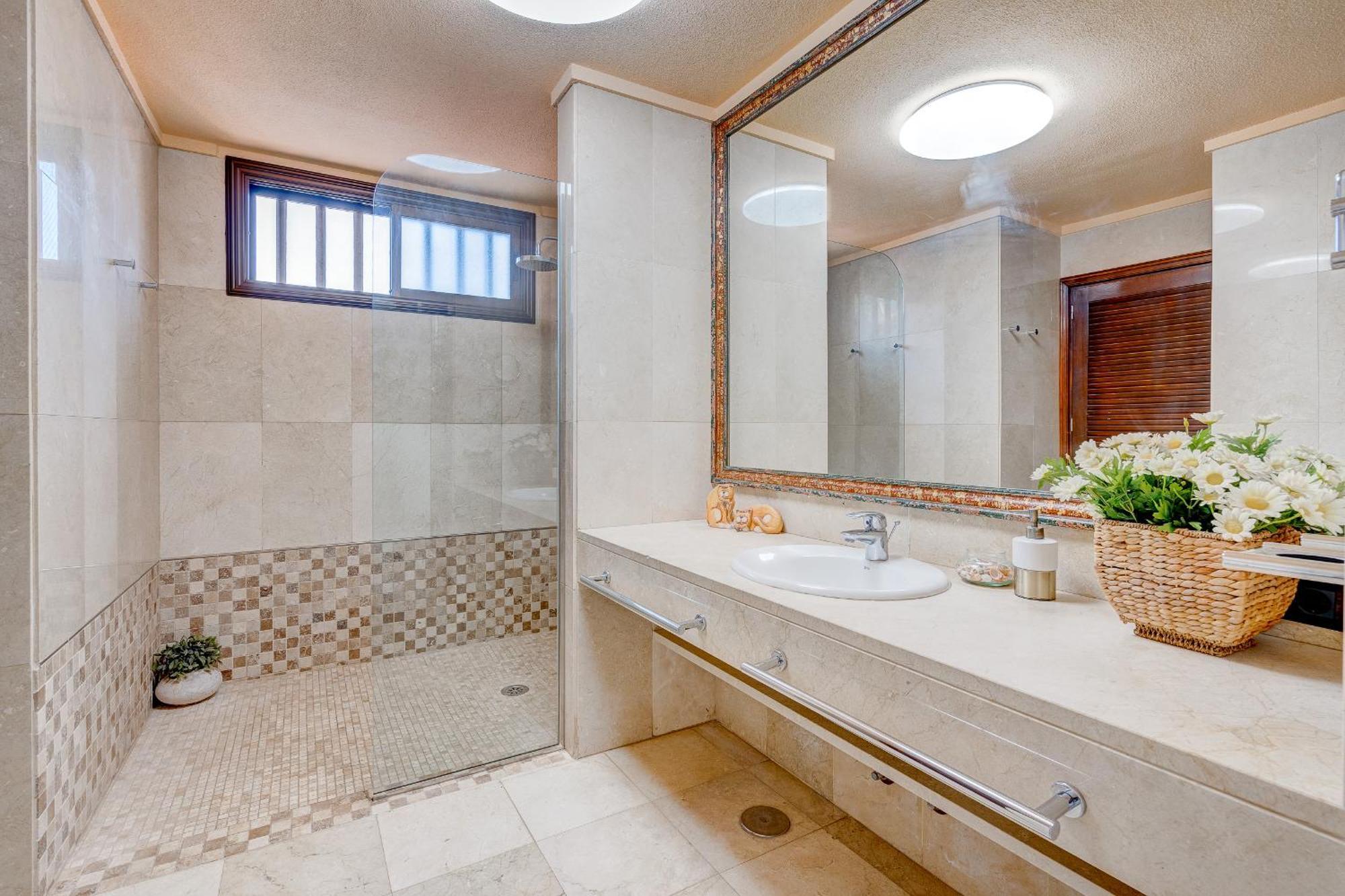 Buenavista Panoramic Villa In Costa Adeje Eksteriør bilde