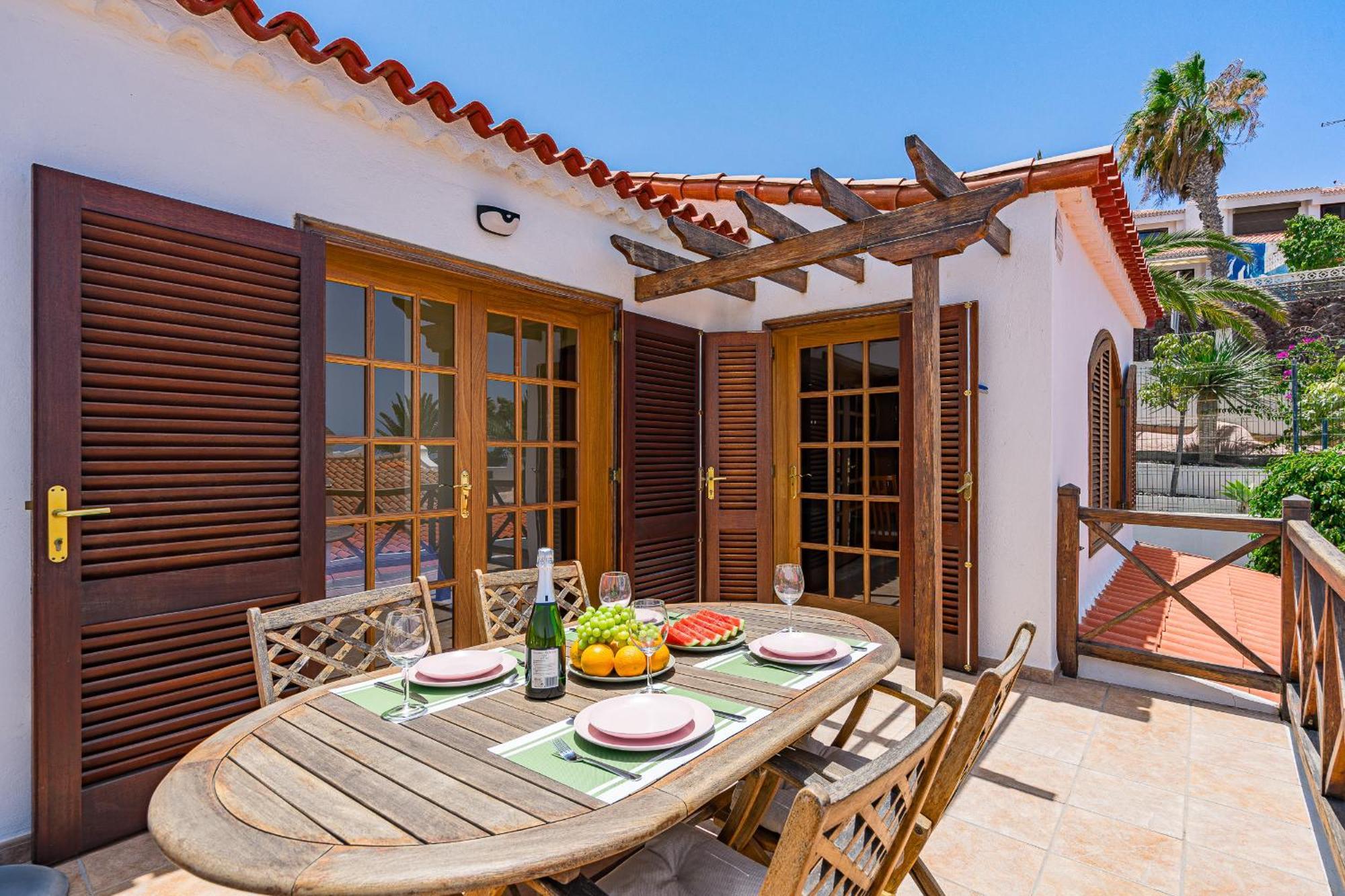 Buenavista Panoramic Villa In Costa Adeje Eksteriør bilde